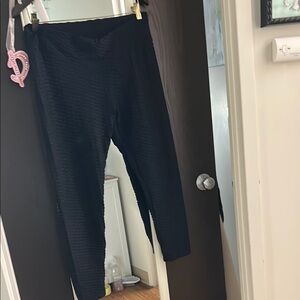 Sleek Black Full-Length Leggings